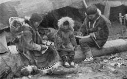 This Inuit family divides up tasks. 